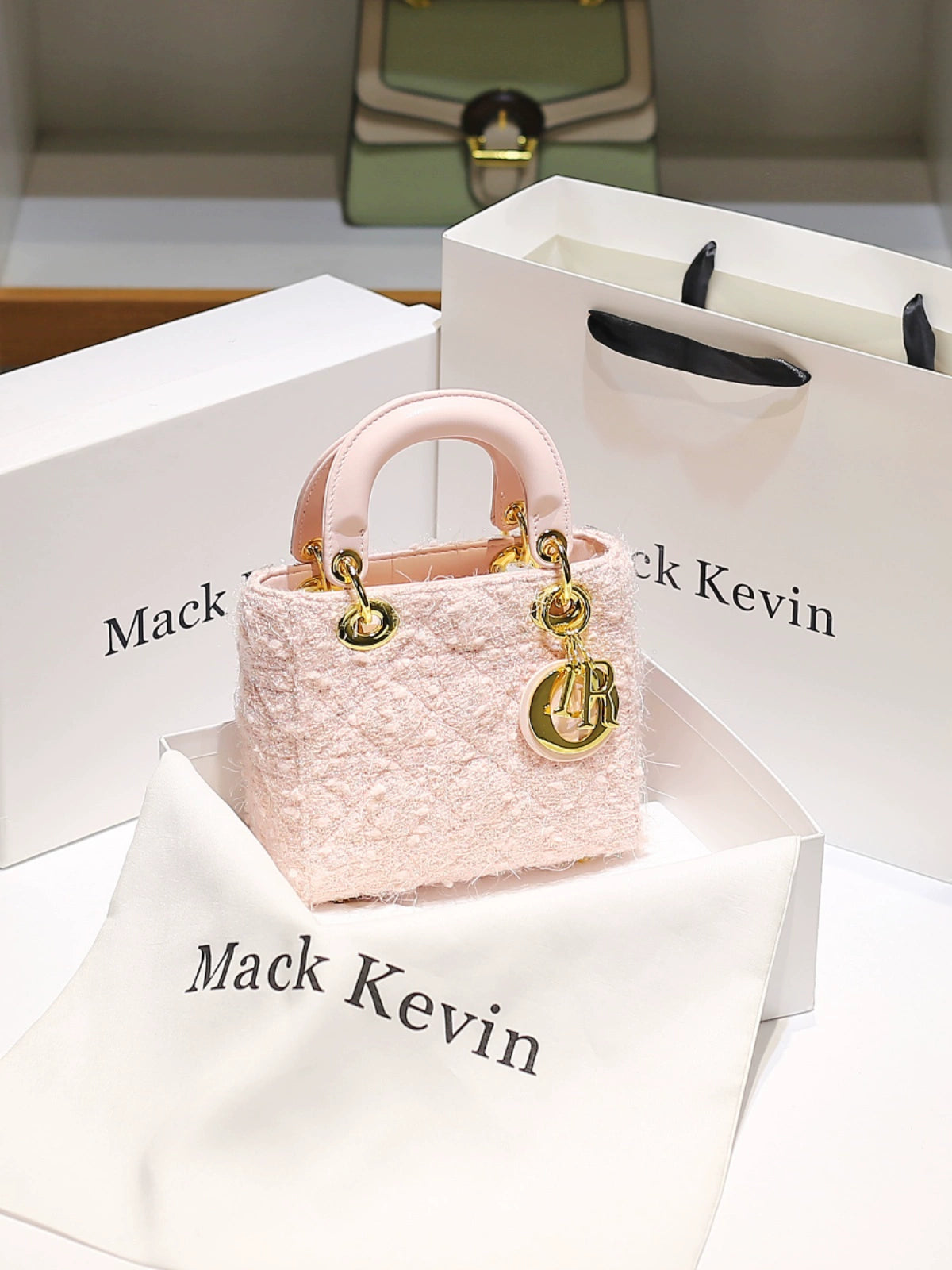 MackKevin Pink  Shoulder Bag.